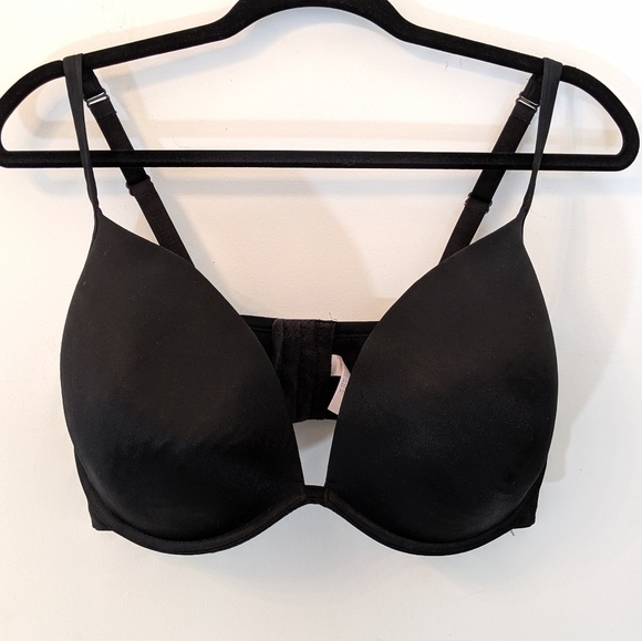 Cacique Other - Cacique Plunge Underwire Black Bra 40DDD Cacique Other - Cacique Plunge Underwire Black Bra 40DDD